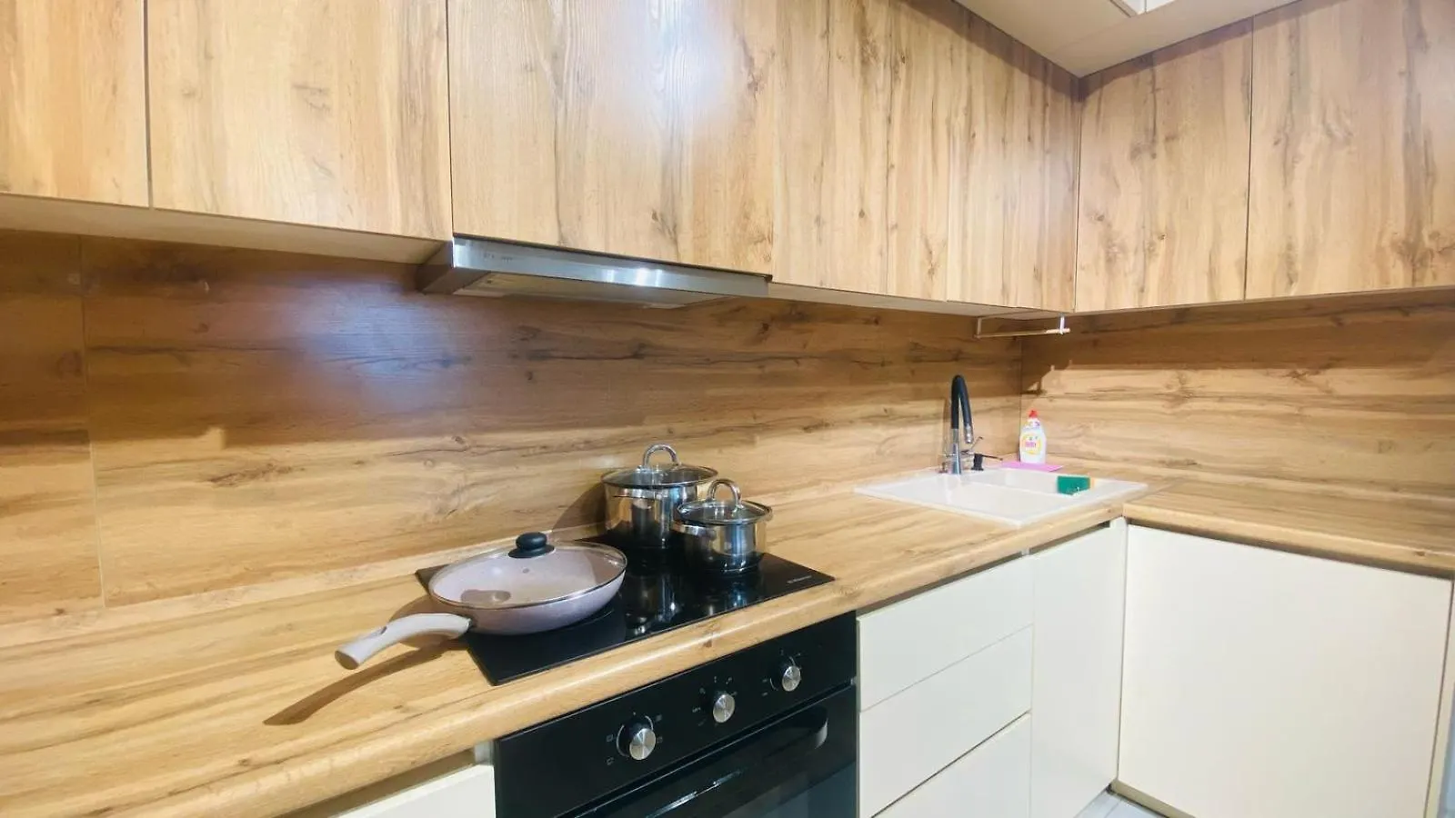 Жк Оскар Баишева 28 Apartment Almaty 0*,